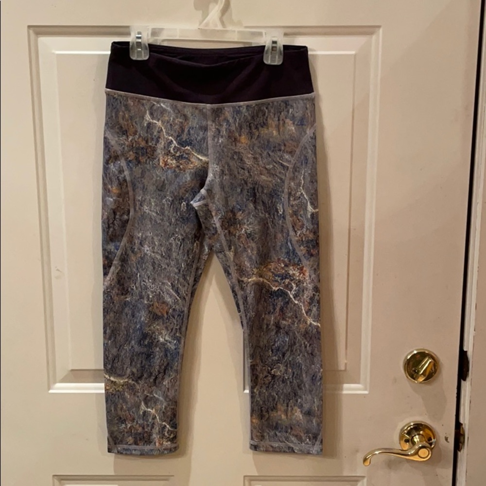 Shape crop leggings